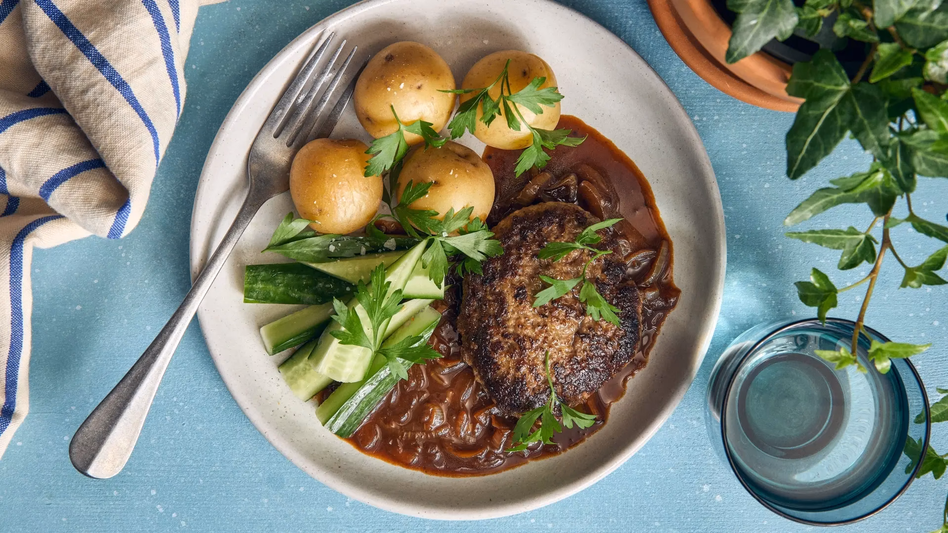 Hvor mange kalorier er der i hakket oksekød 8/12?