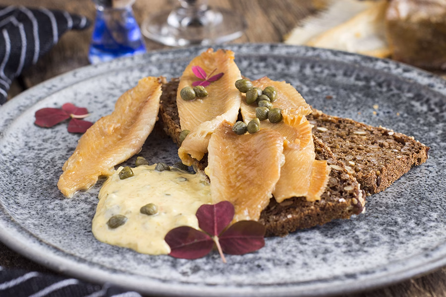 Hvad er bakskuld lavet af?