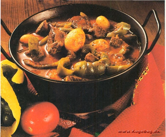 Hvad består ćevapi af?