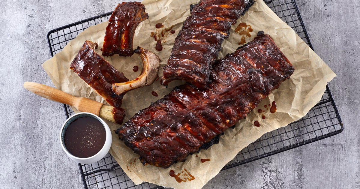 Hvordan griller man bedst spareribs?