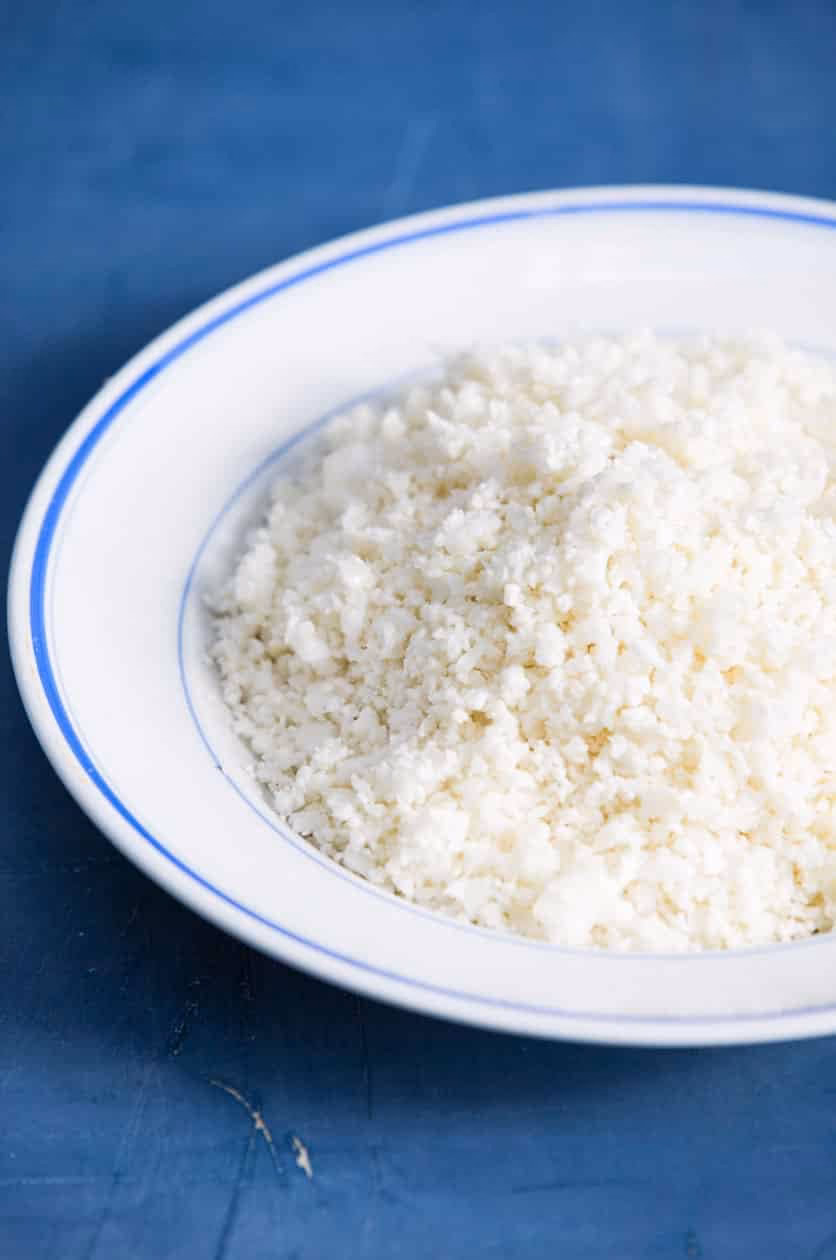 Hvordan laver man blomkålsris?