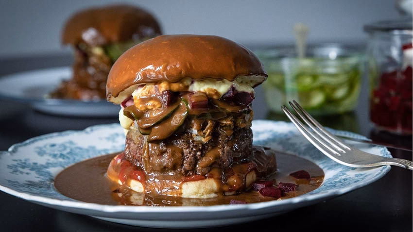 Hvad kommer der i en bøfsandwich?