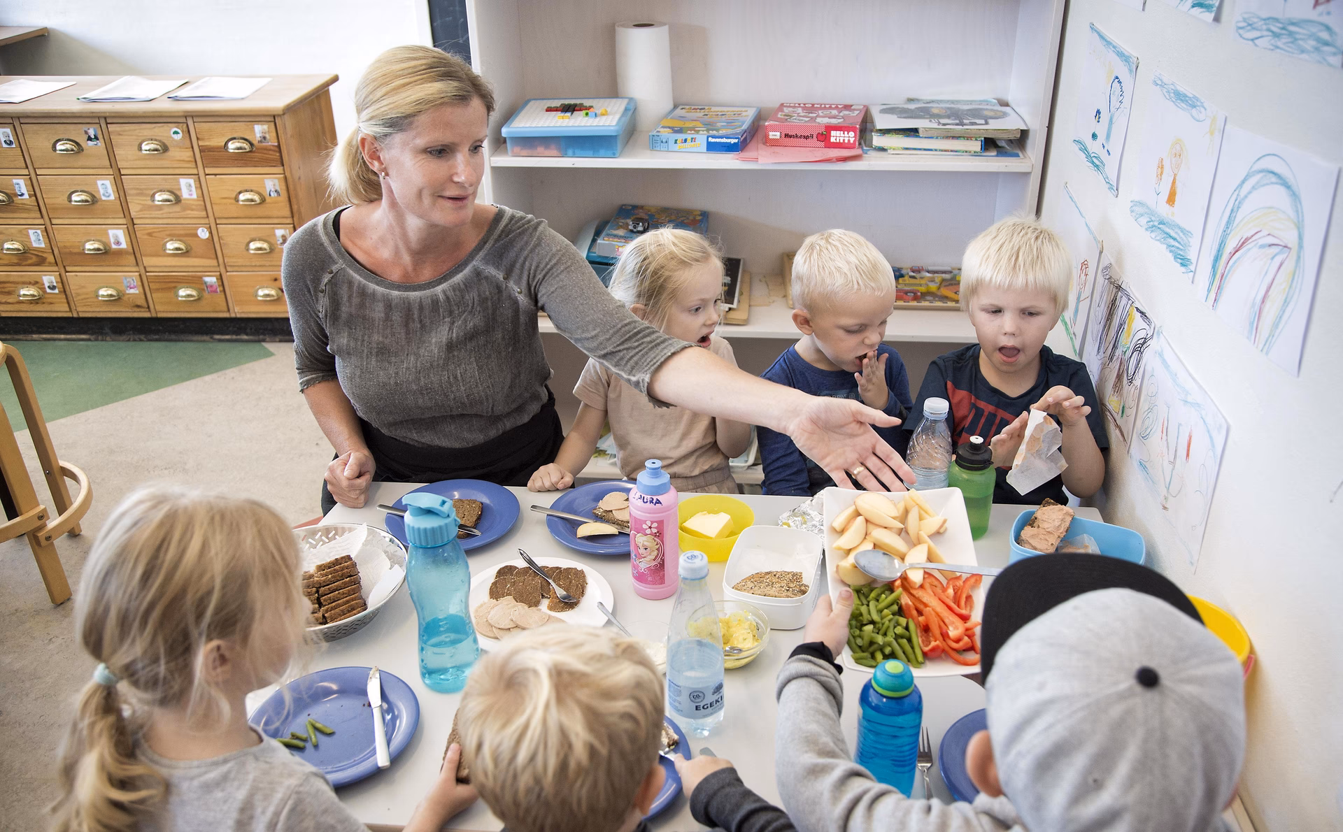 Hvornår må børn spise hele vindruer?