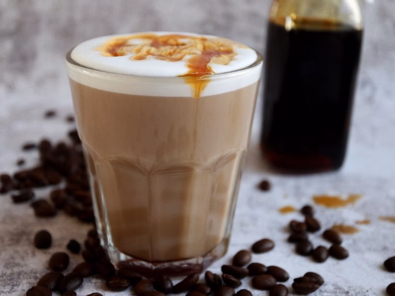 Hvordan laver man en macchiato?