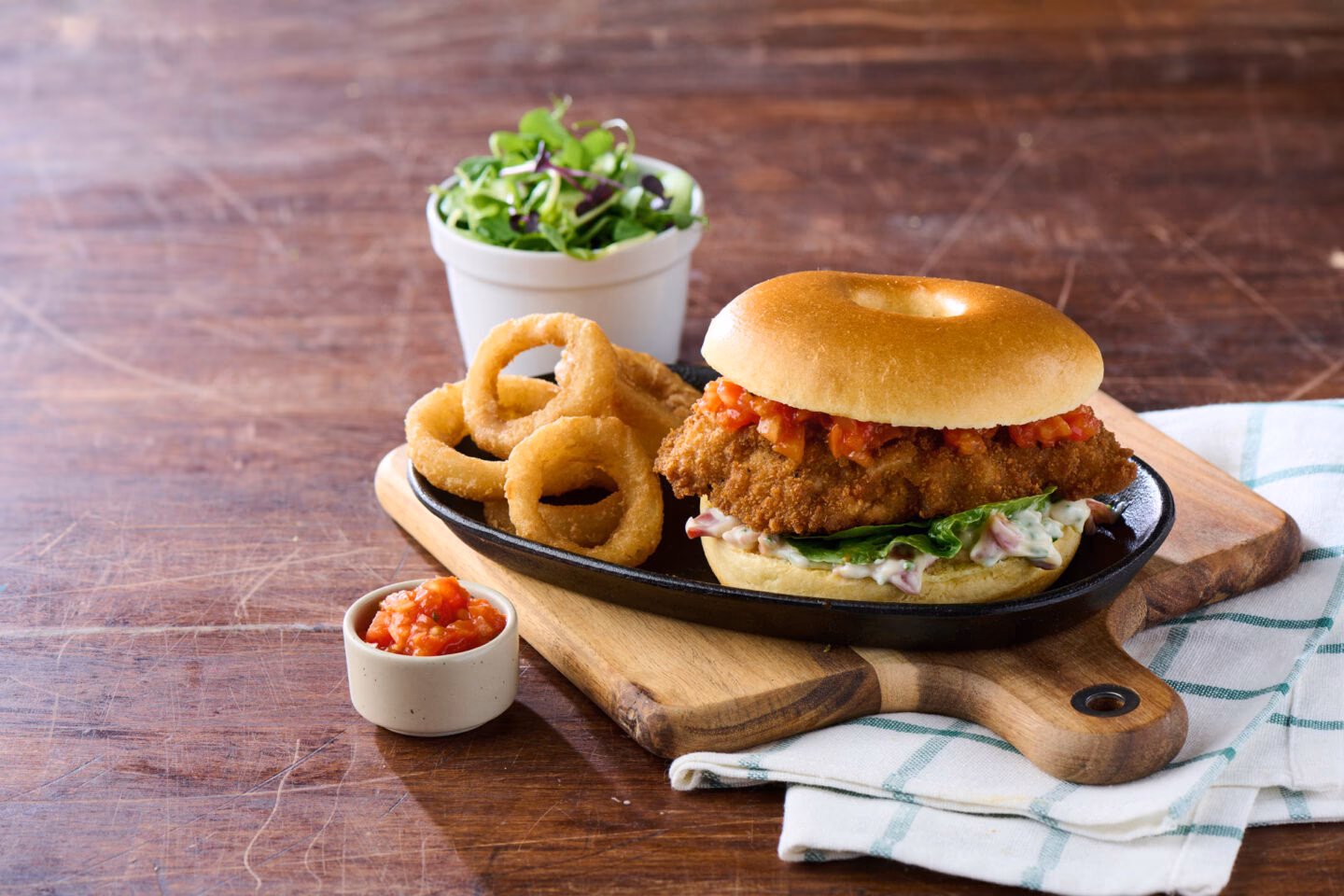 Hvor mange cal er der i en chicken salsa?