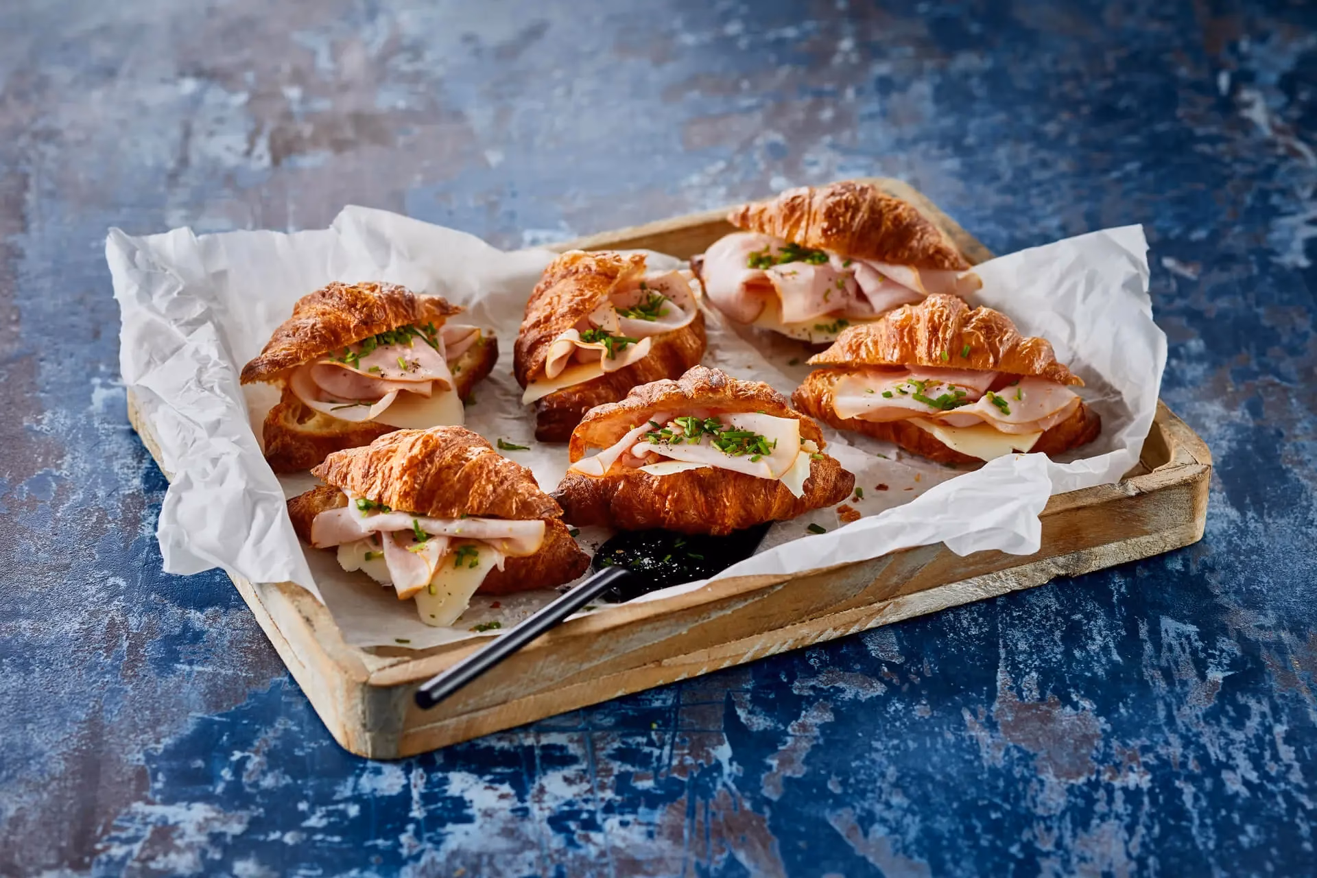 Kan man bage croissanter dagen før?