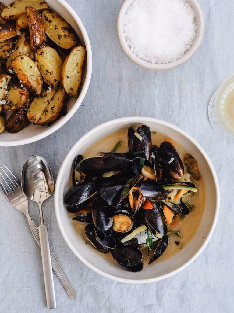 Hvor lang tid skål blåmuslinger koges?