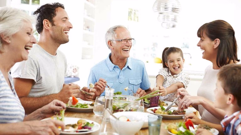 Hvem kan få det kærlige måltid?