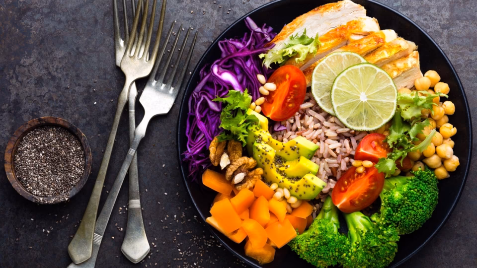 Er det sundt at springe et måltid over?