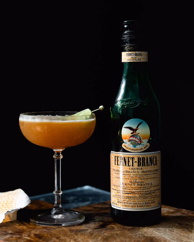 Hvad kan man blande Fernet Branca med?