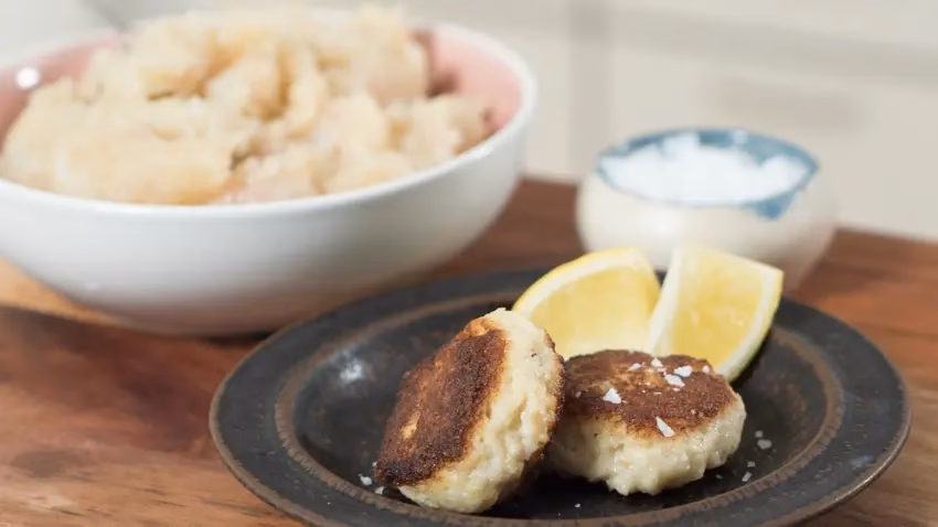 Kan man putte bagepulver i fiskefars?