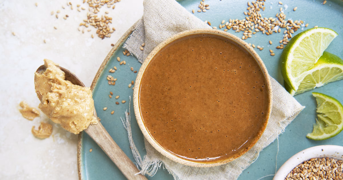 Hvad er goma dressing lavet af?