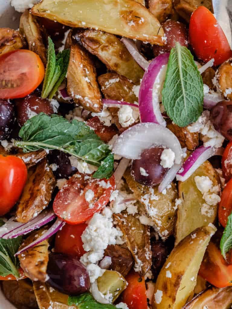 Hvad er godt til græsk salat?