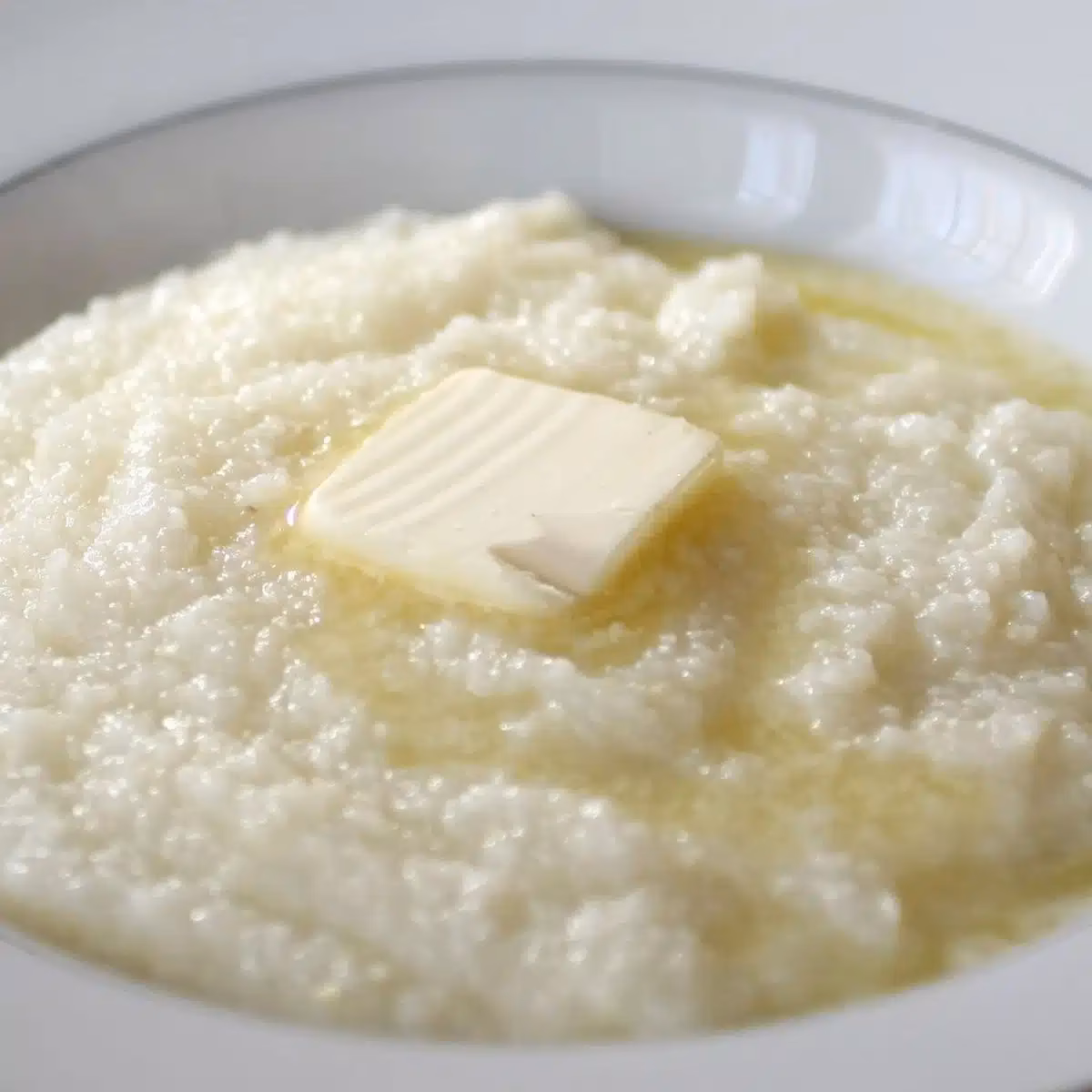 Hvad består grits af?