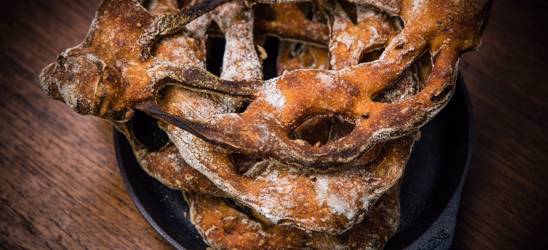 Hvem ejer Guldbageren?