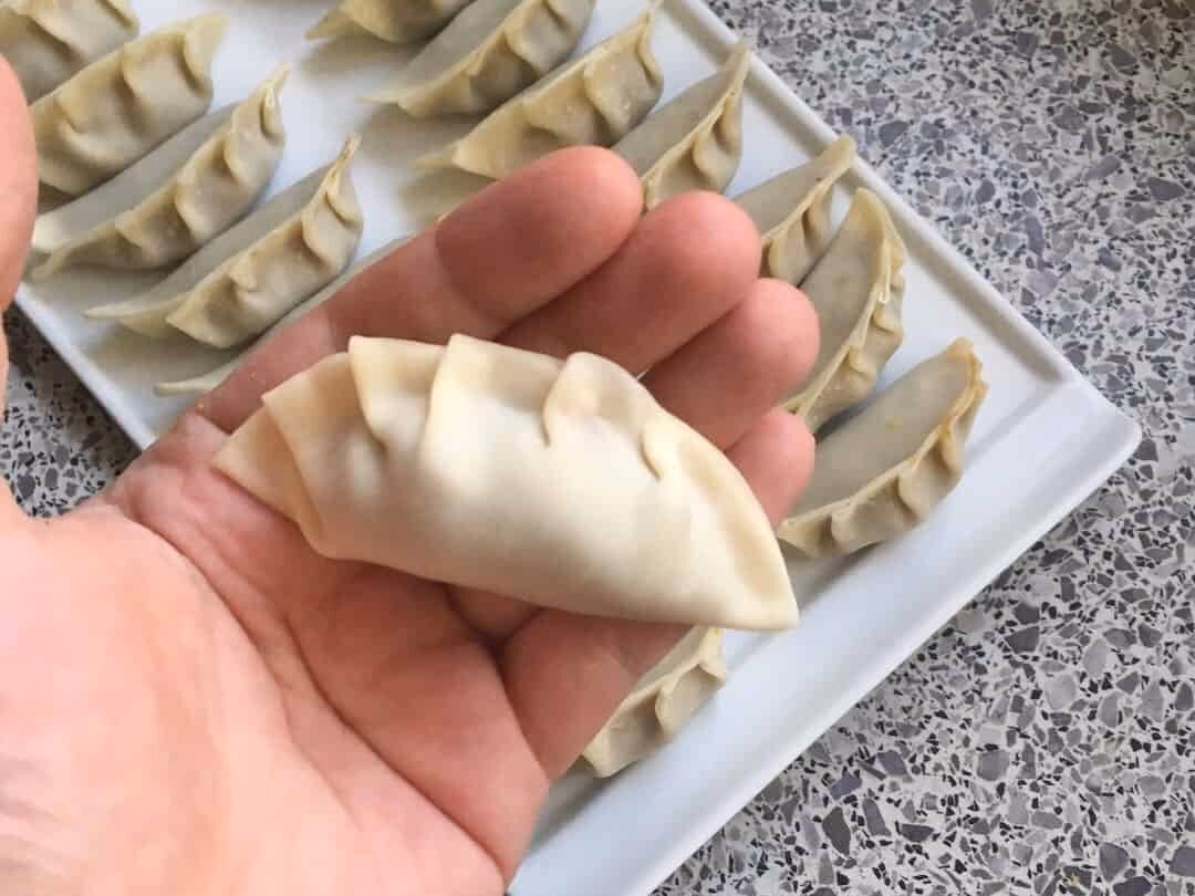 Hvordan optør man gyoza dej?