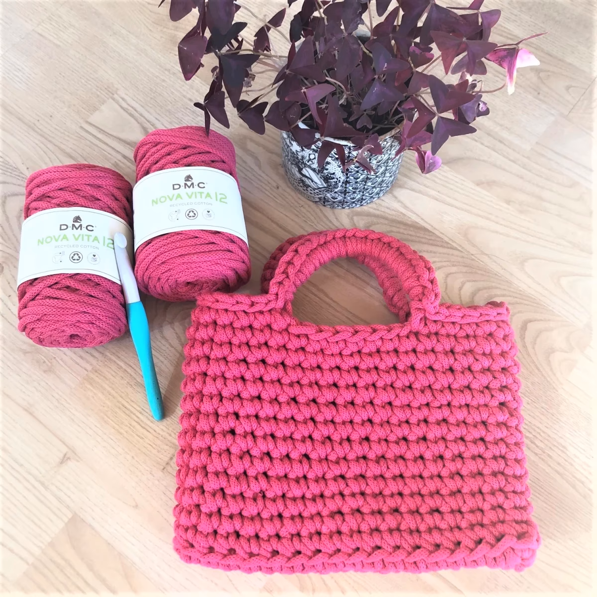 Hvordan hækler man bunden af en taske?