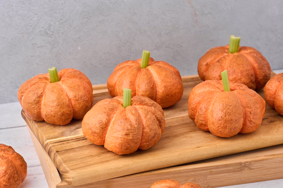 Hvor længe kan et udskåret græskar holde sig?