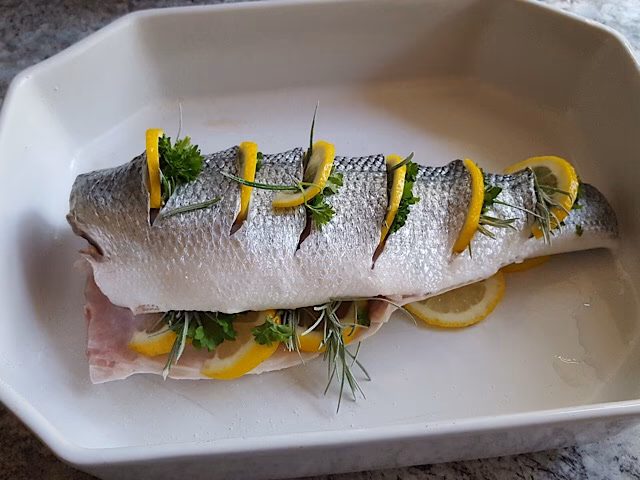 Hvad smager havbars af?