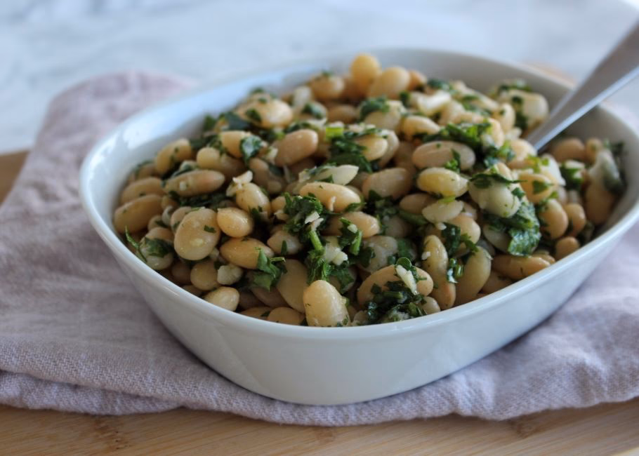 Hvad er forskellen på butterbeans og hvide bønner?