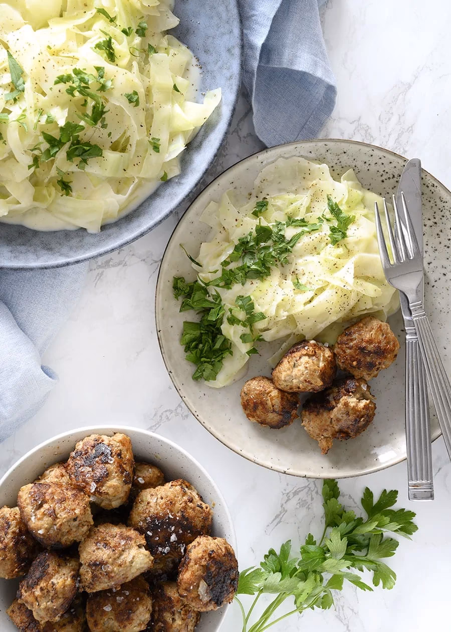 Hvor lang tid kan hvidkål holde sig i køleskabet?