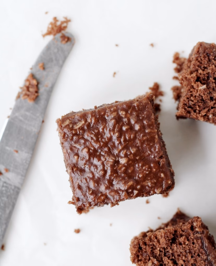 Hvad kan man putte i kage i stedet for æg?