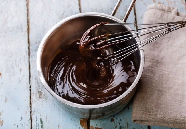 Hvad består kakaomasse af?