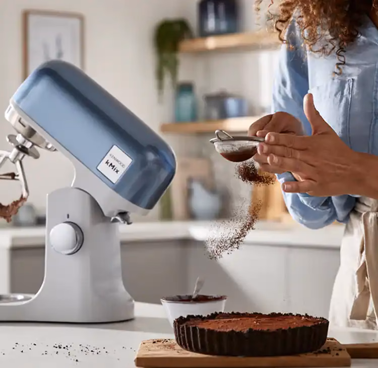 Hvordan sætter man en blender på Kenwood?