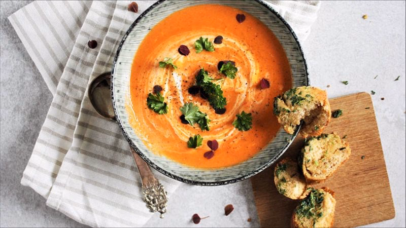 Hvordan laver man Knorr tomatsuppe?