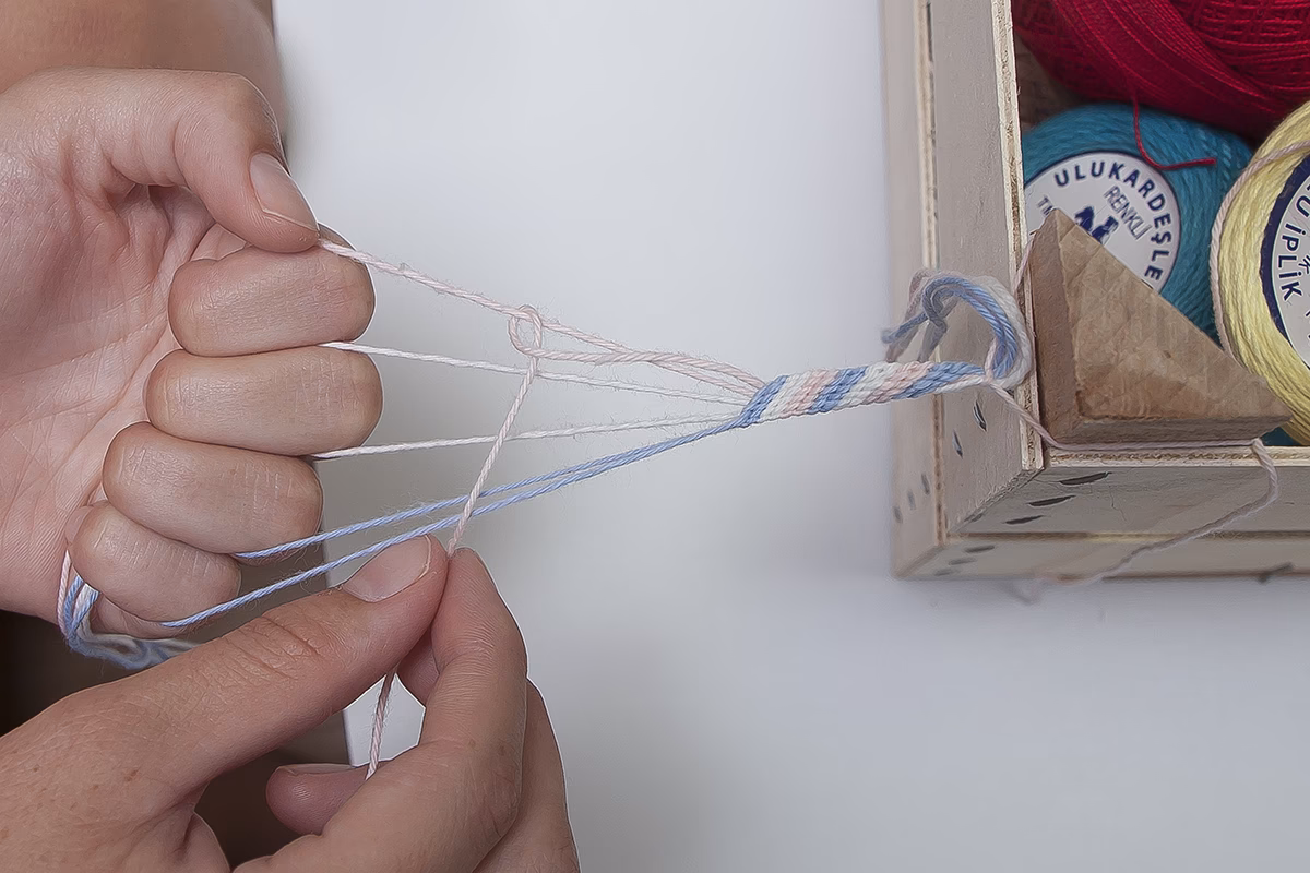 Hvor mange snore skal man bruge til at knytte?