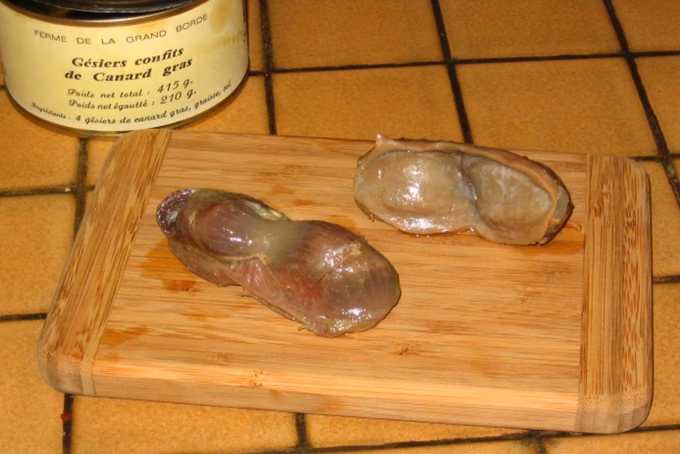 Hvor længe skal kyllingekråser stege?