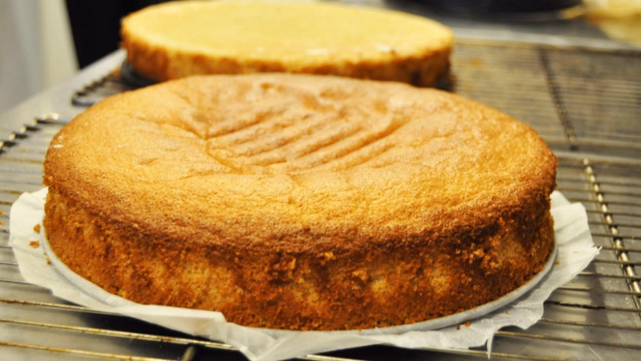 Hvornår er det bedst at ligge en lagkage sammen?