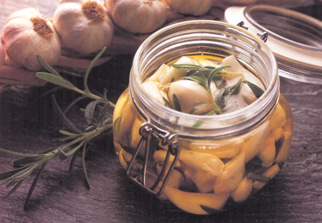 Er marineret hvidløg sundt?