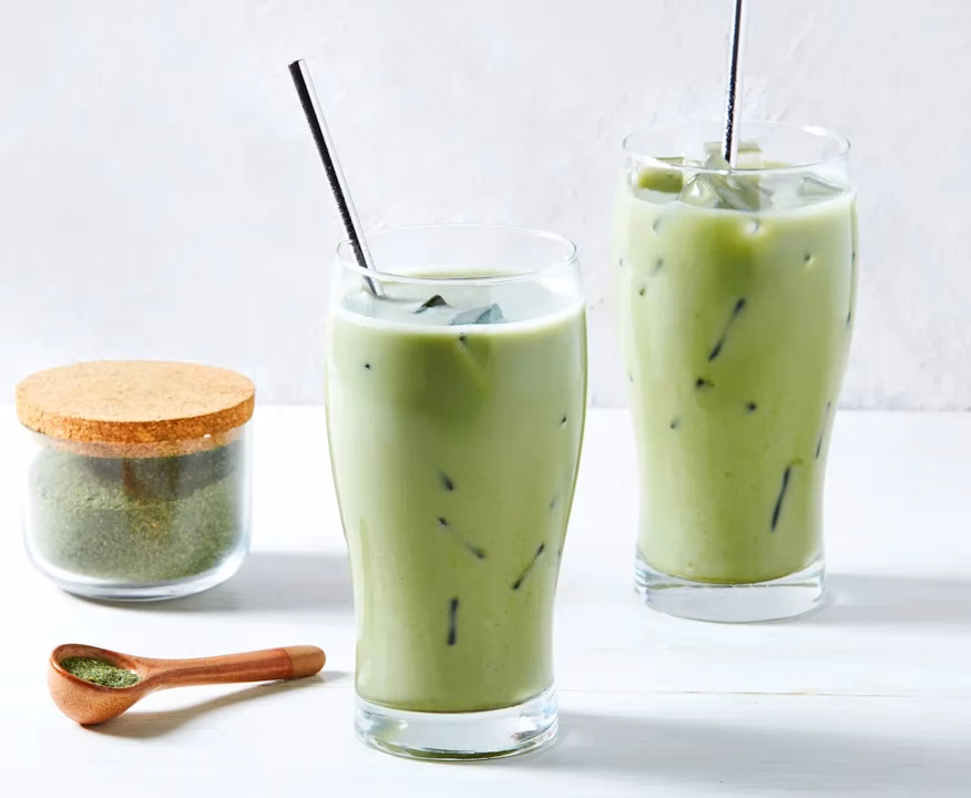 Hvordan laves en matcha latte?
