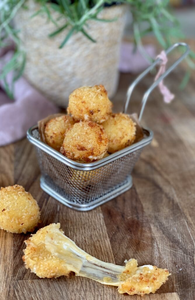 Er der jalapenos i chili cheese tops?