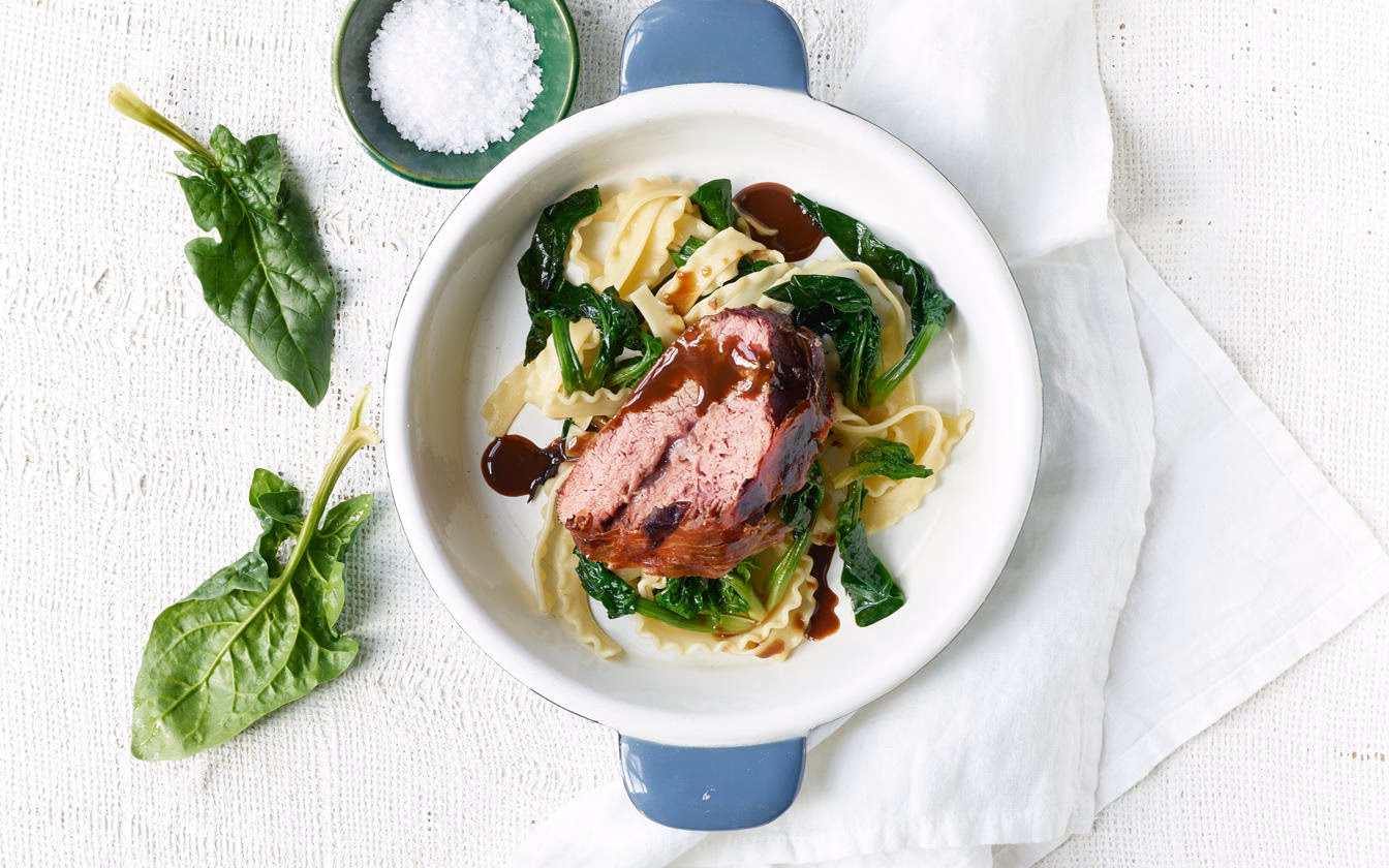 Hvor lang tid skal en oksebov koge?