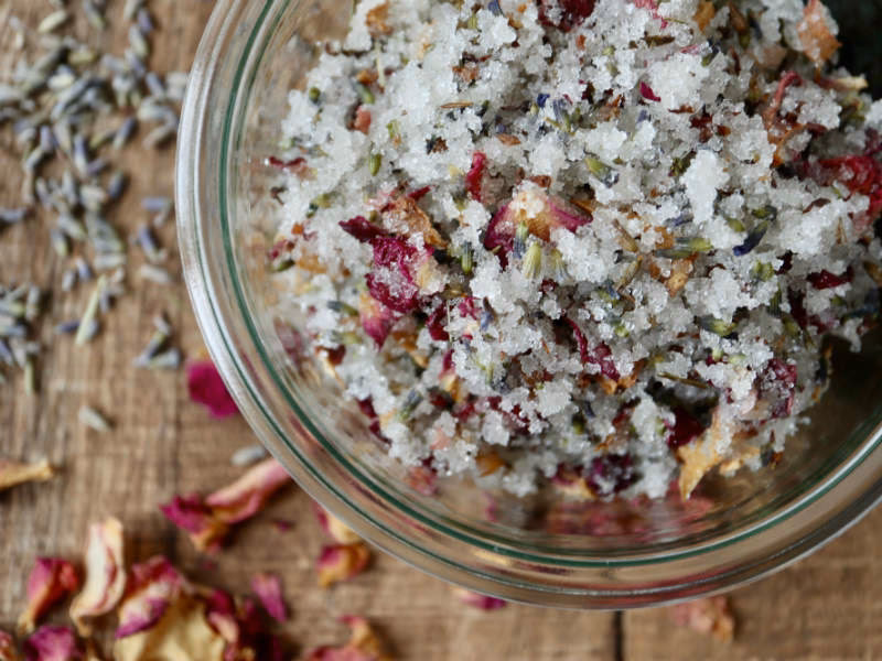 Hvad er badesalt lavet af?