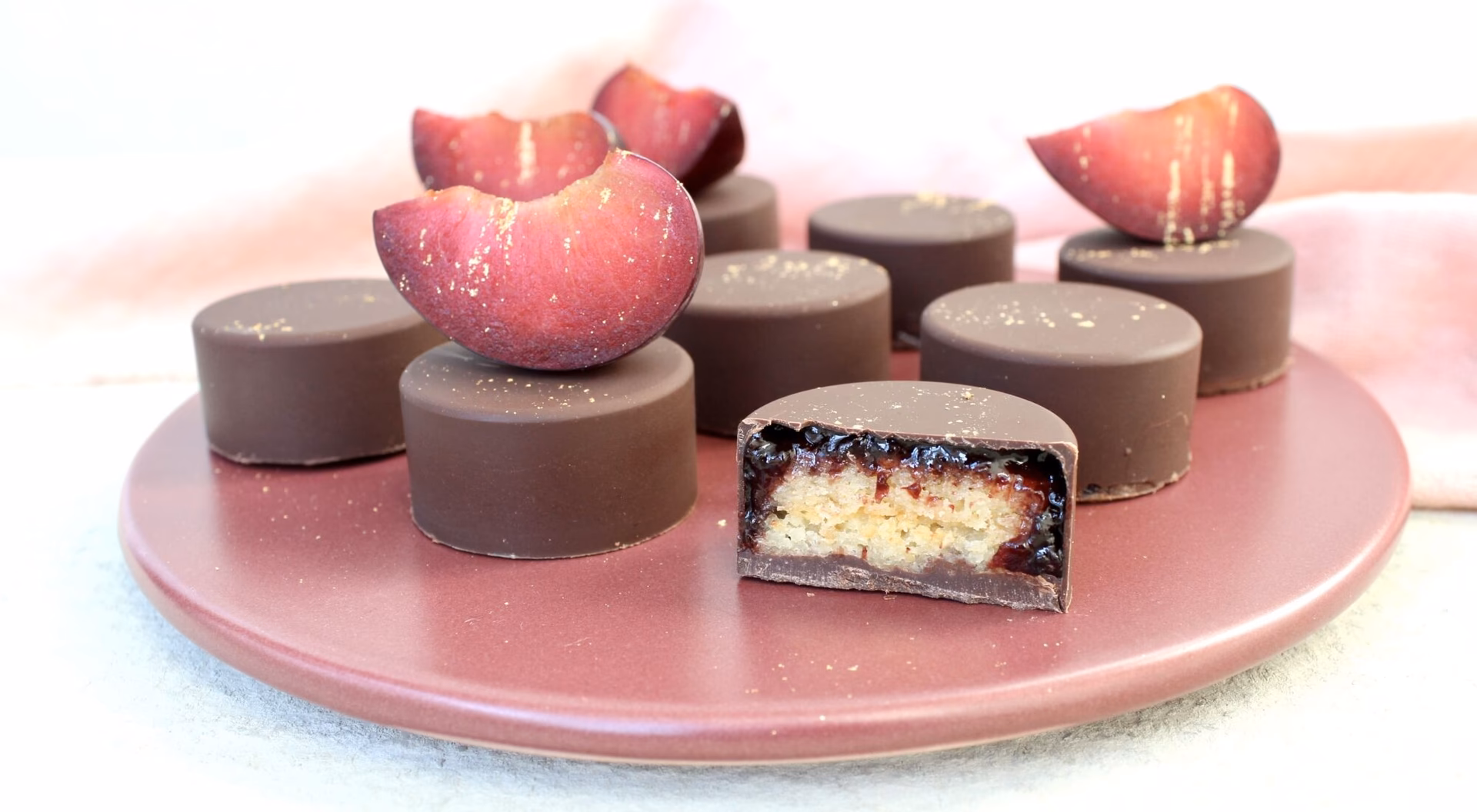 Hvor mange kalorier er der i en blomme i Madeira?