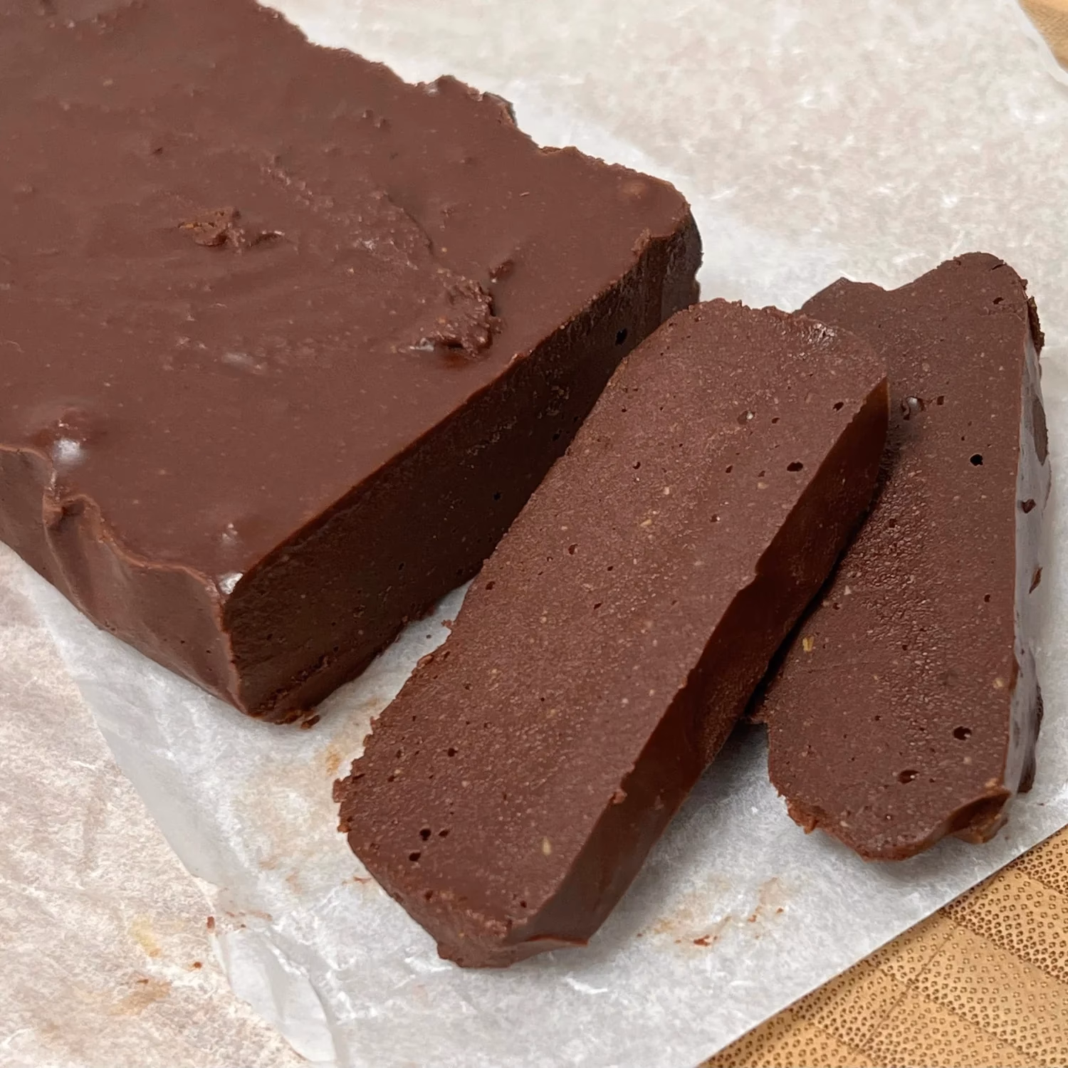 Er der nødder i nougat is?