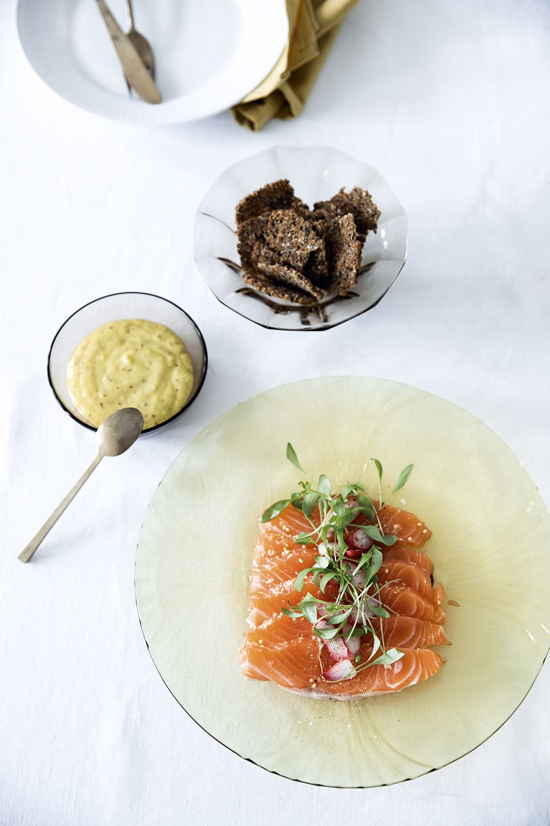 Hvor længe kan rimmet laks holde sig i køleskabet?