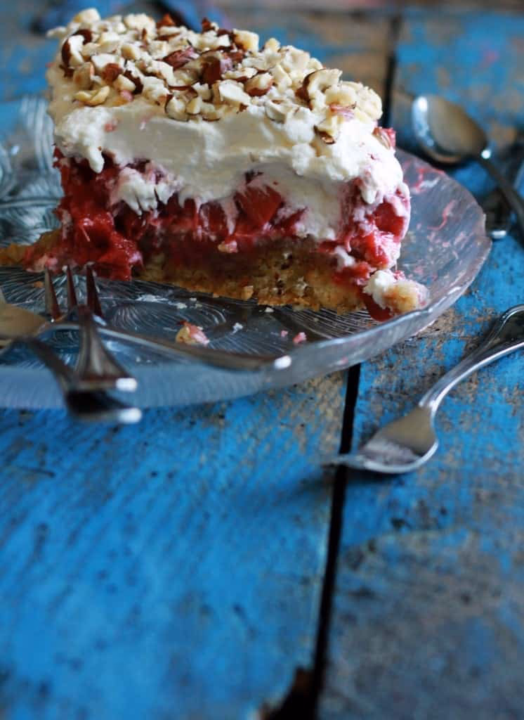 Hvad kan man lave med frisk rabarber?