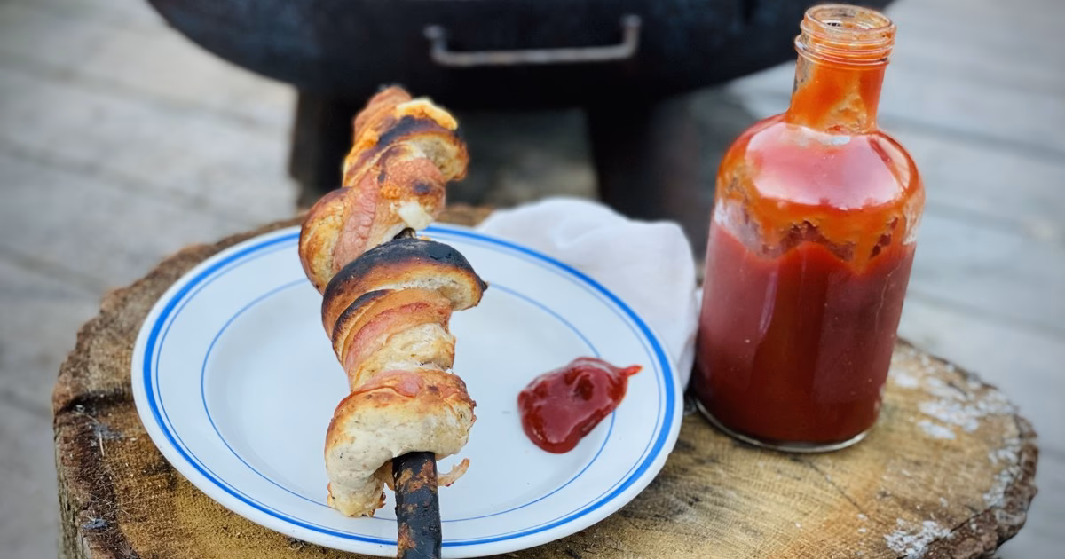 Hvad skal der i snobrødsdej?