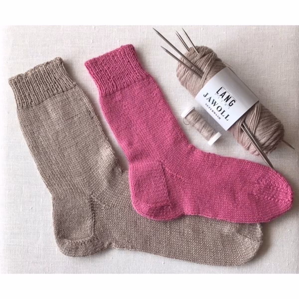 Hvor mange masker skal man slå op til sokker?