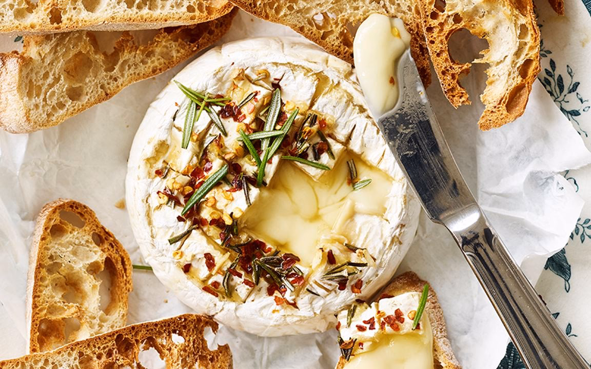 Hvor længe kan brie holde sig efter åbning?