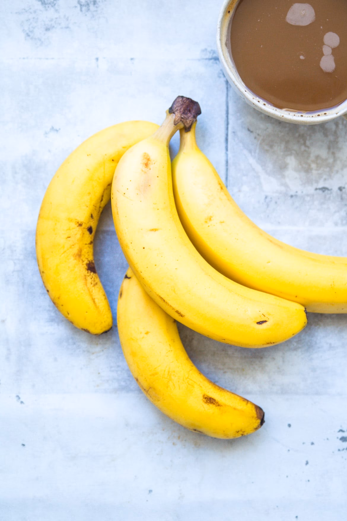 Hvad gør man med overmodne bananer?