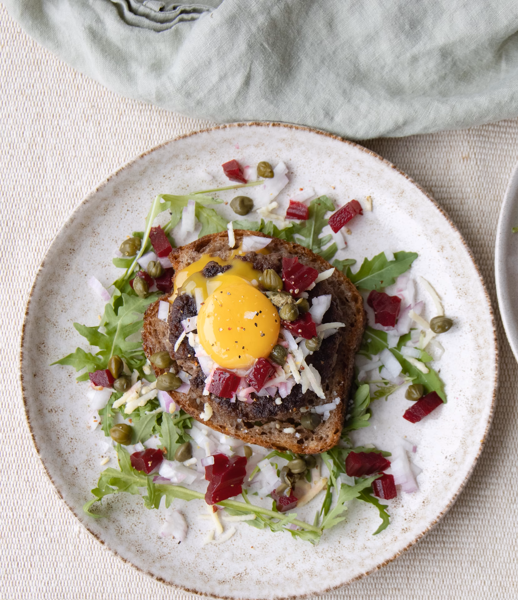 Hvor mange kalorier er der i en pariserbøf?