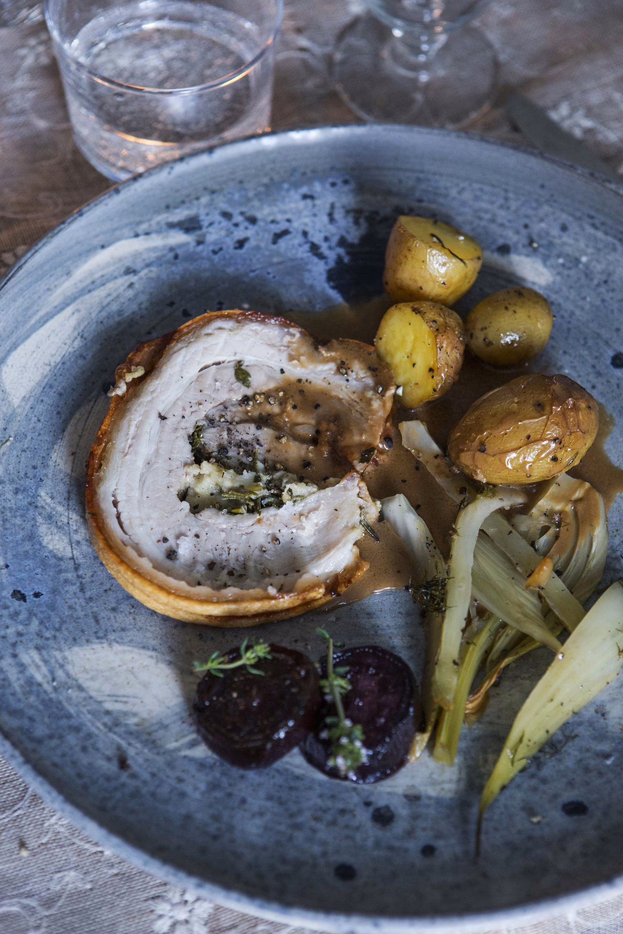 Hvilken vin drikker man til porchetta?