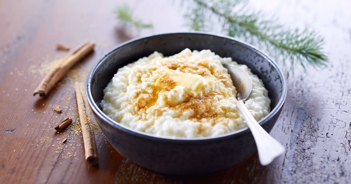 Hvor længe må risengrød stå i høkasse?