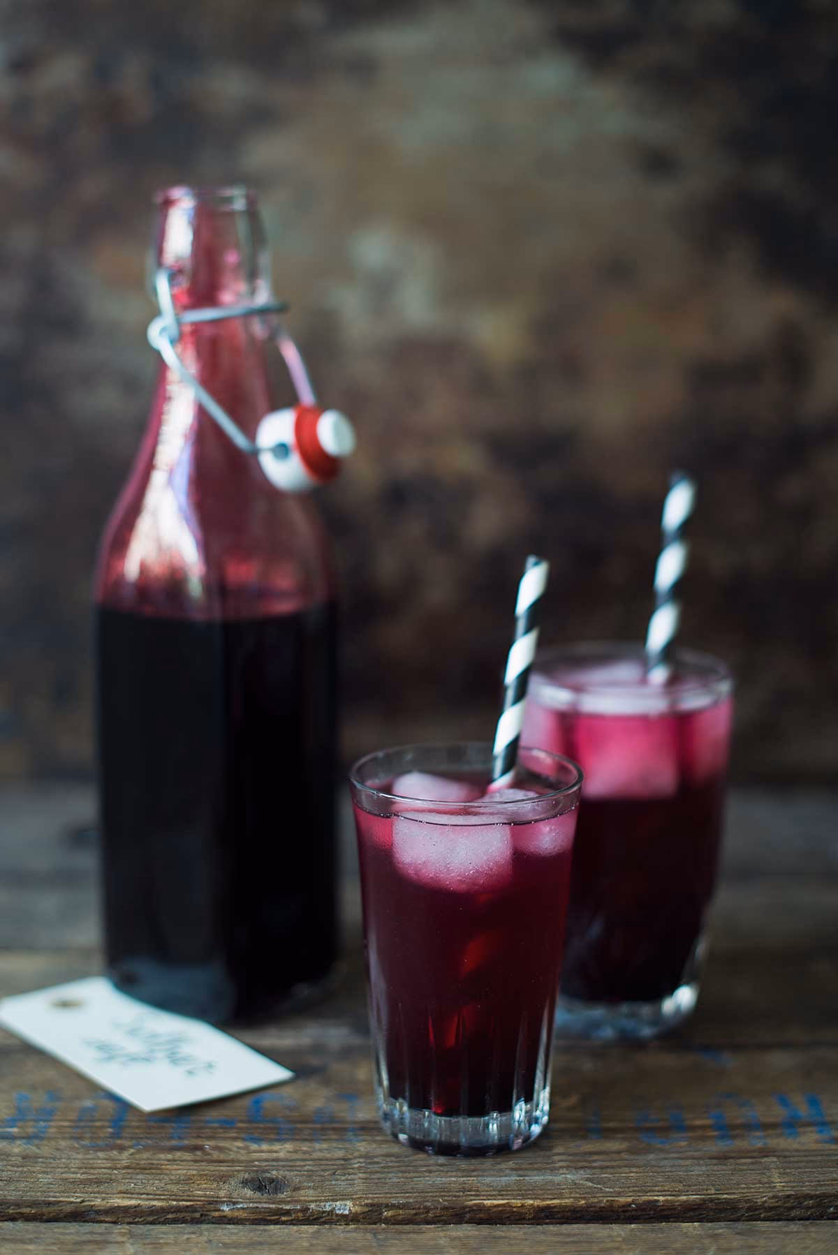 Hvor længe skal saft koges med sukker?