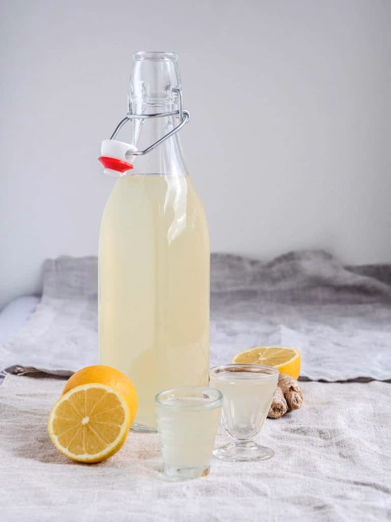 Hvor meget sukker er der i en liter saftevand?